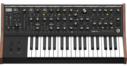 Moog Sub 37 合成器鍵盤
