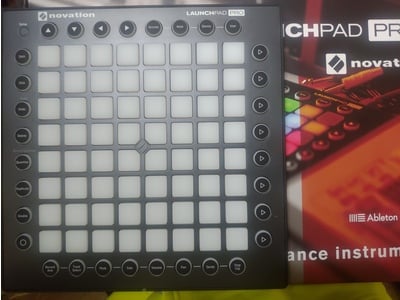 launchpad pro含盒子+UDG硬殼 可議價