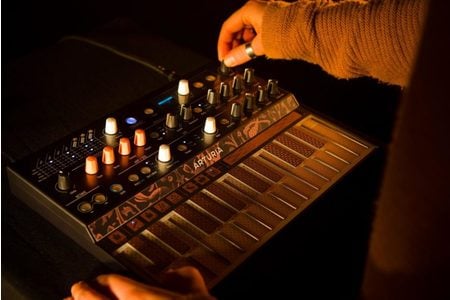 Arturia MicroFreak 實驗性合成器！將在今年愚人節開售