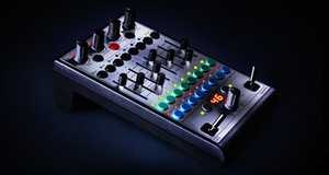 新形態的 Ableton Live 控制器 FaderFox – LV3