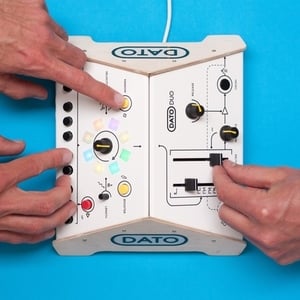 超可愛的雙人用合成器 DUO Synth