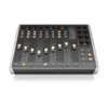 X-Touch compact DAW 控制器
