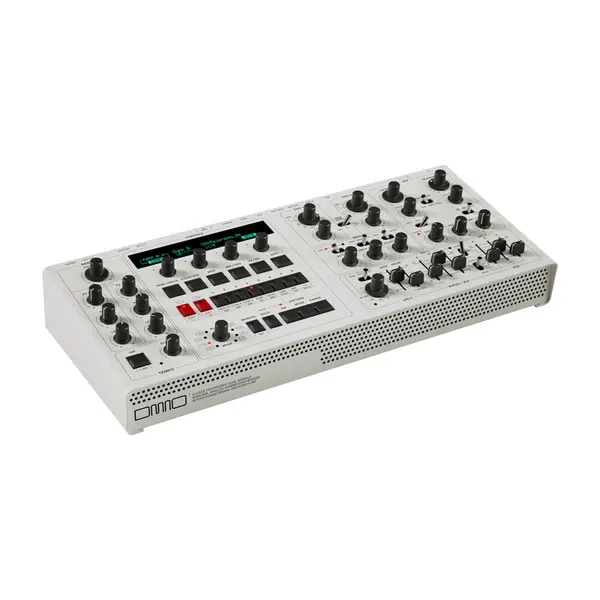 UDO Audio DMNO ON 合成器音源 8 Voices 桌上型 - 產品圖片 1