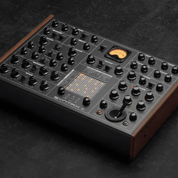 Erica Synths SYNTRX II 合成器音源 - 產品圖片 2