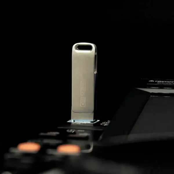 DJ TechTools Chroma USB Drive for DJs 128GB 專用高速硬碟 隨身碟 - 產品圖片 3